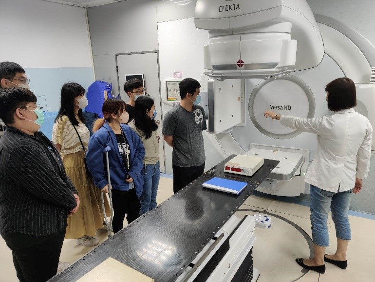 王琬珣醫學物理師介紹儀器安全規範