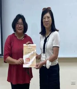 0417 主任發放感謝狀