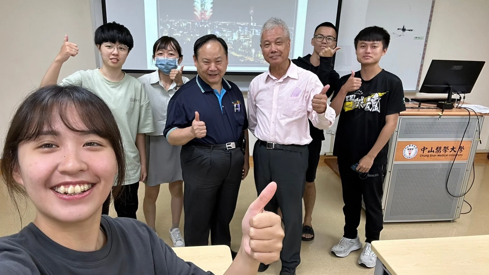 與講者大合照