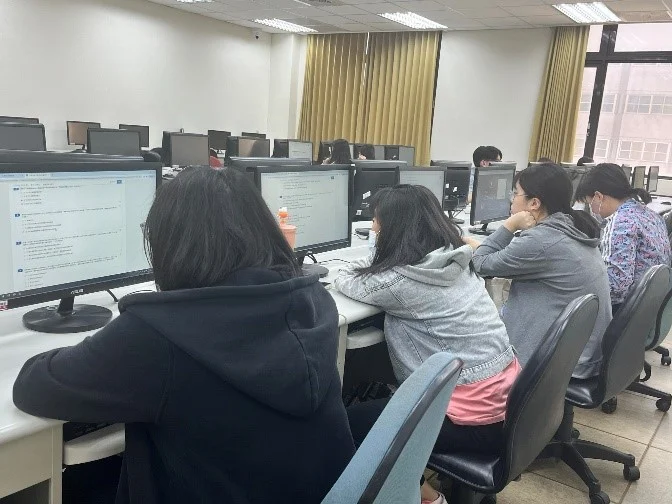 學員上機考2