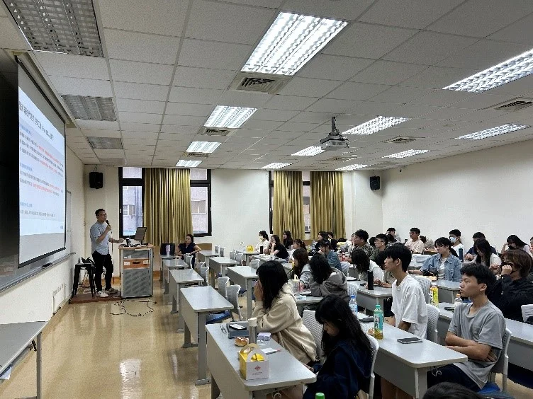 李書帆業務副理台灣安進藥品有限公司