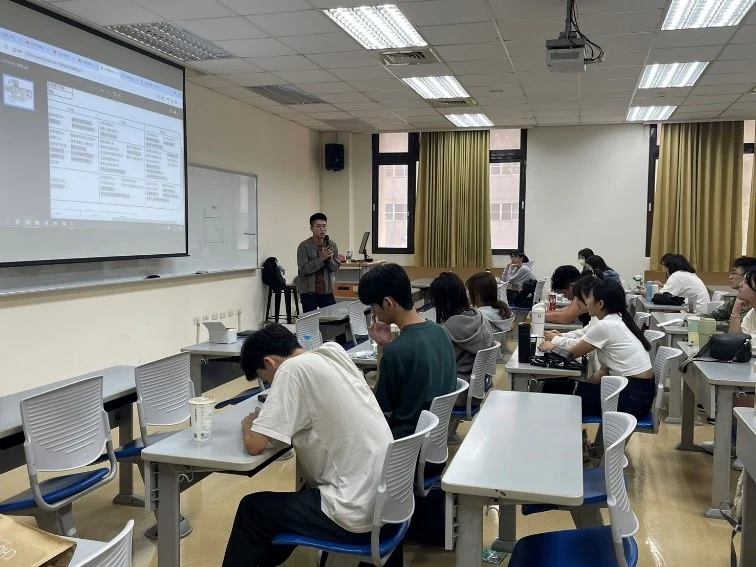 葉駿鴻衛生稽查員新竹縣政府衛生局醫政科