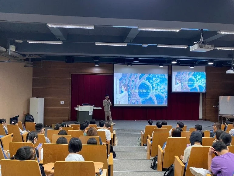 系友 林承成演講