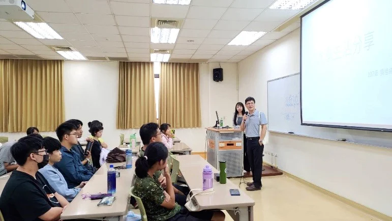 邀請吳佳純系友分享大學生活