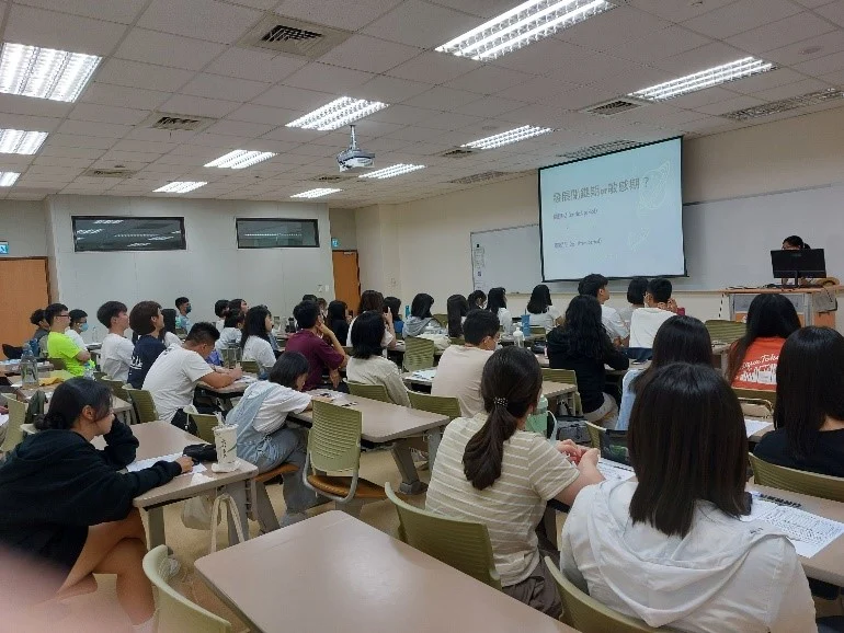 小兒物理治療及成長綉導科學 吳盈瑾老師