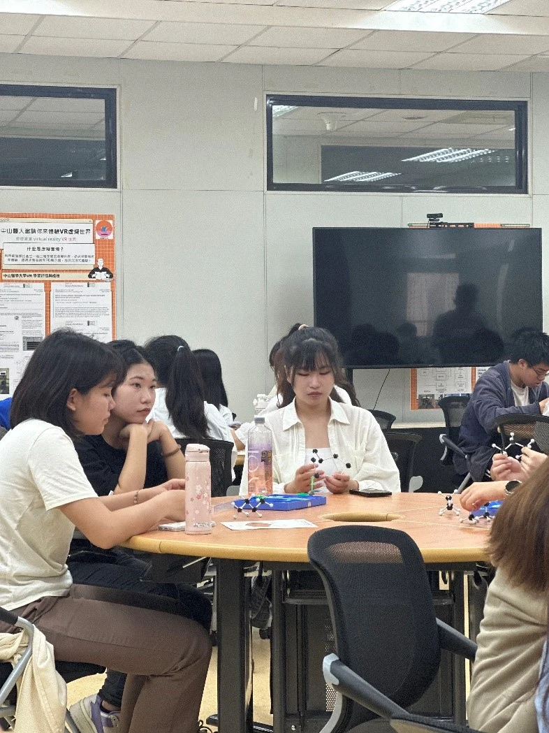 運用智慧型虛擬教具學習有機化學2