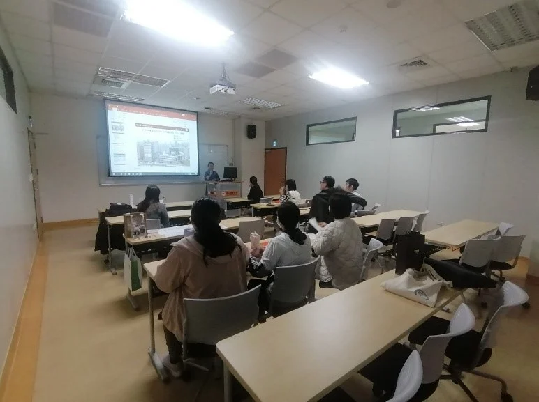 主任開場